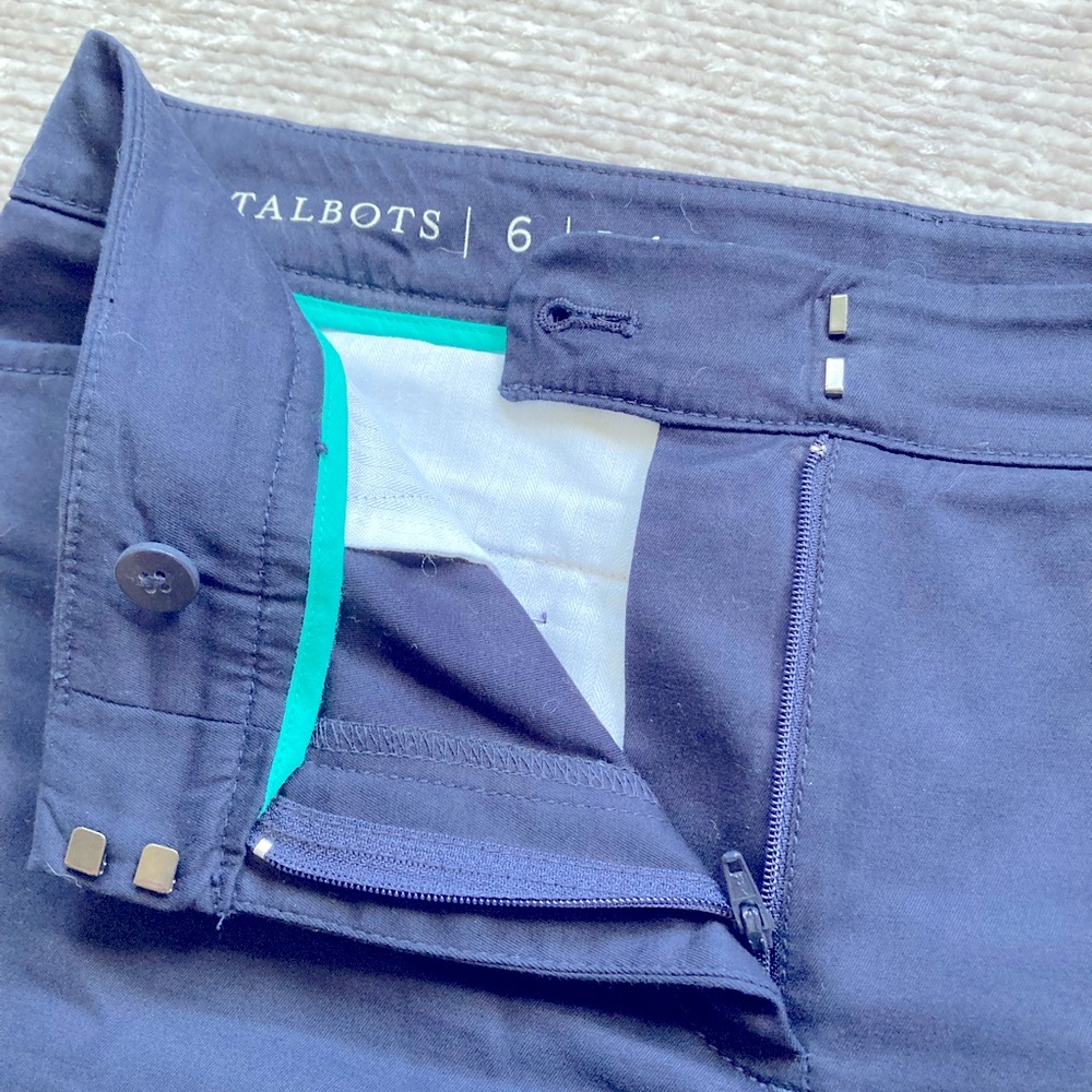 Talbots Perfect Crop Pants Navy Blue Size 6 Classic Business Casual - Picture 3 of 5